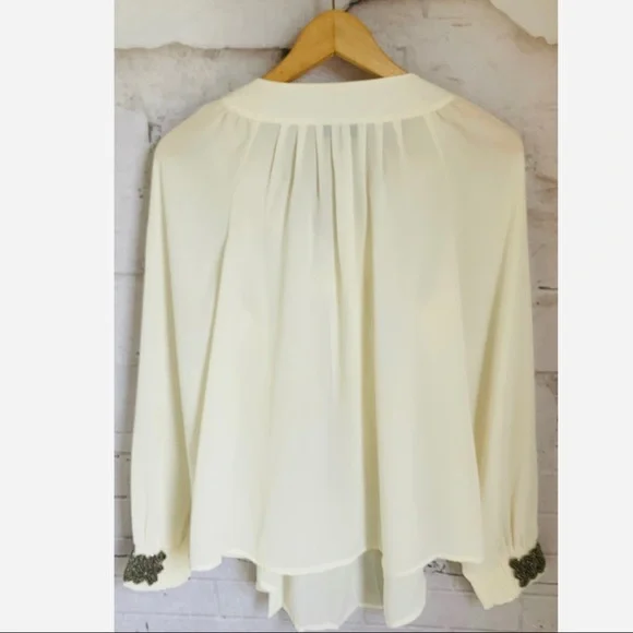 ❌SOLD❌ELEGANT ALFANI CREAM BLOUSE - Picture 5 of 10